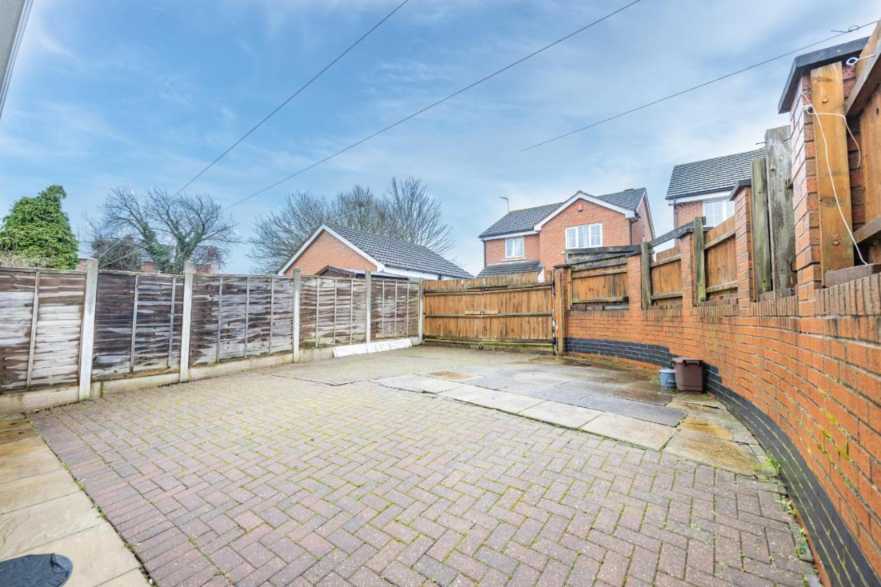 Villa Contractors/Large Groups - House Birmingham Exterior foto
