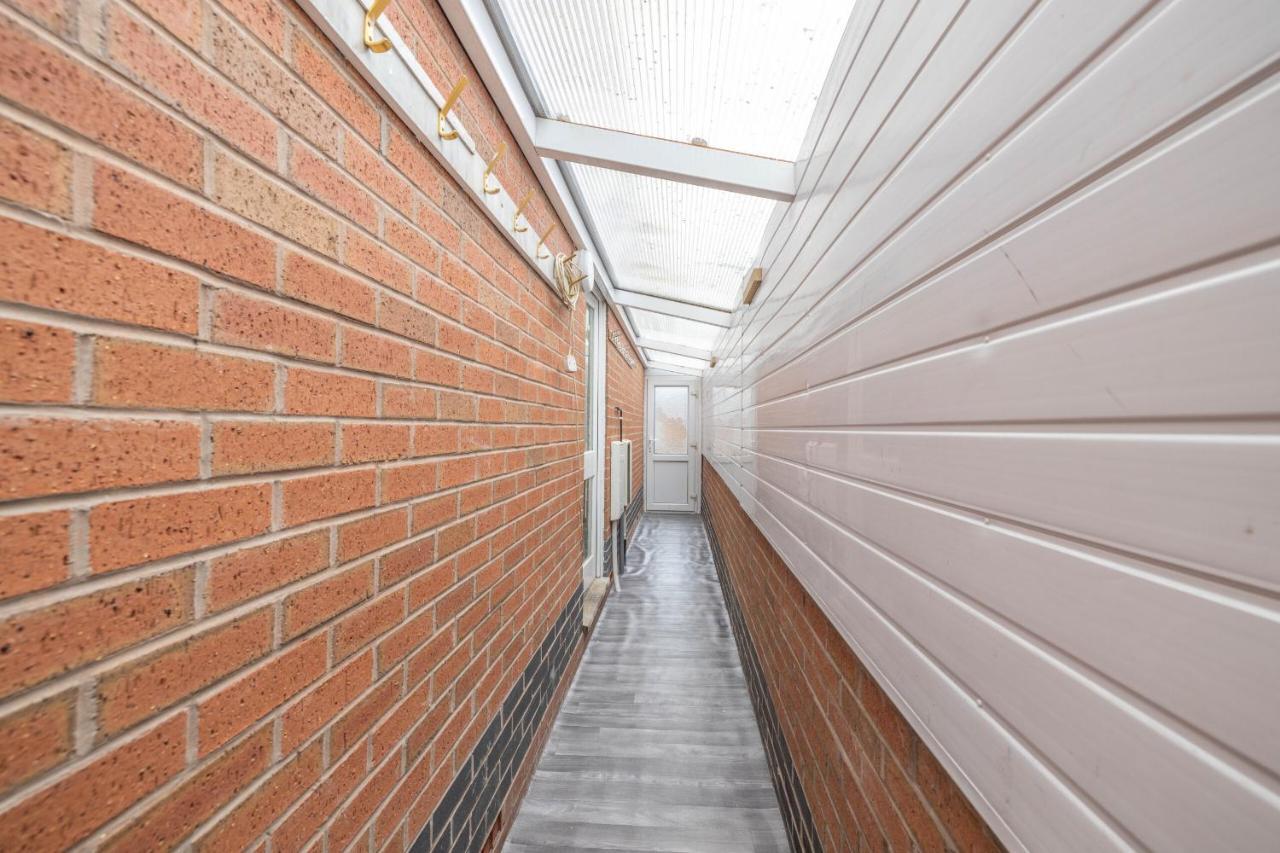 Villa Contractors/Large Groups - House Birmingham Exterior foto